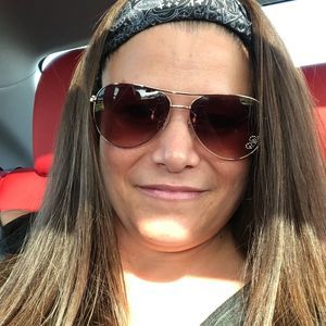 Meet your Posher, Shelley